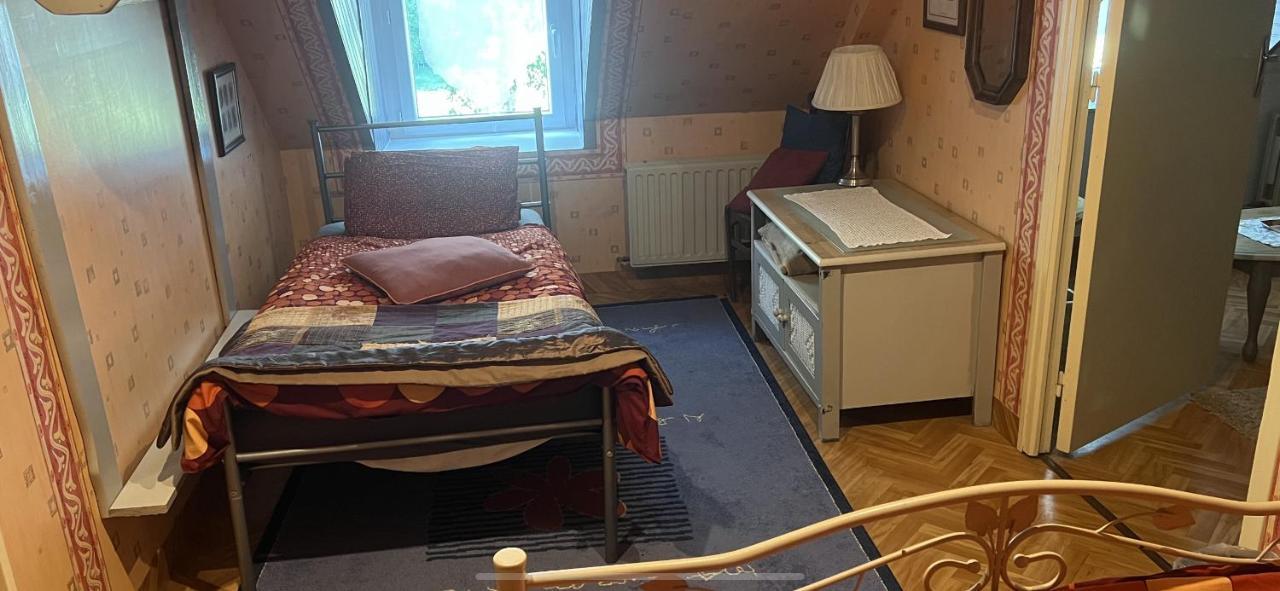 Double & Family Rooms In Tranquility In Blue Saint-Mars-sur-la-Futaie Eksteriør billede